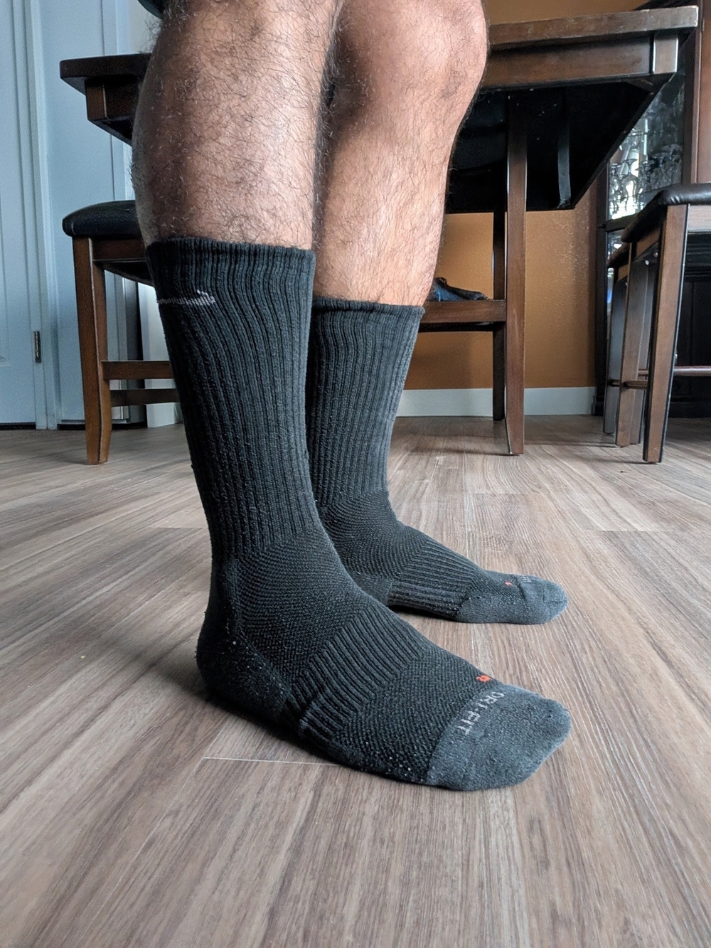 Nike Men’s Dri-FIT Black Athletic Crew Socks - Picture 3 of 3